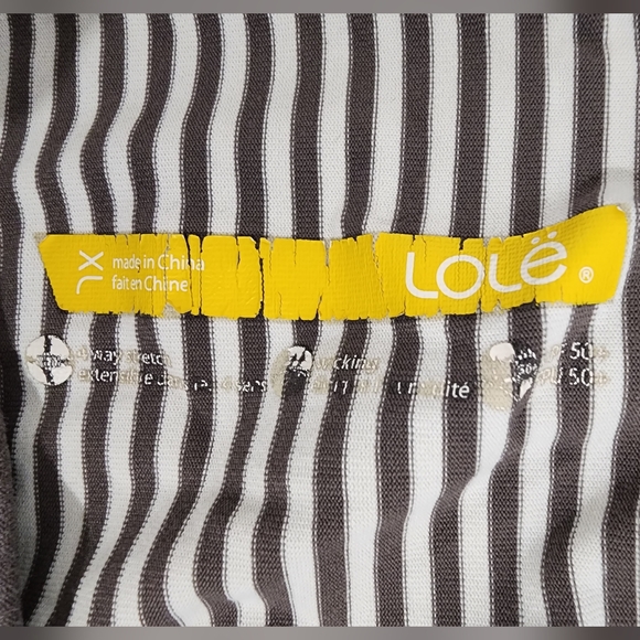 Lolë tshirt and zip up hoodie set - Picture 5 of 5